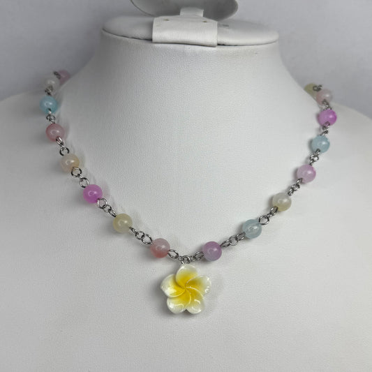 beach flower necklace